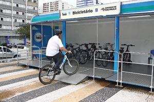Bicicletário do Metrô|Vila Madalena fechado